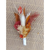 Boutonnière en fleurs séchées  pour costume marié
