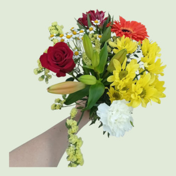 Bouquet du jour est composée d'un mélange de fleurs colorées