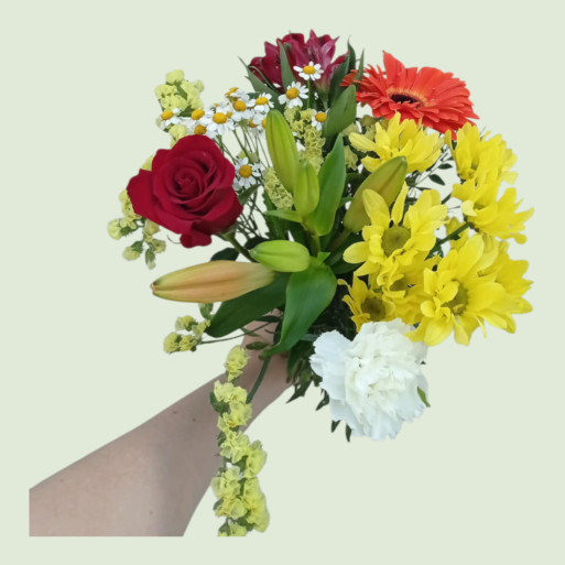 Bouquet du jour est composée d'un mélange de fleurs colorées